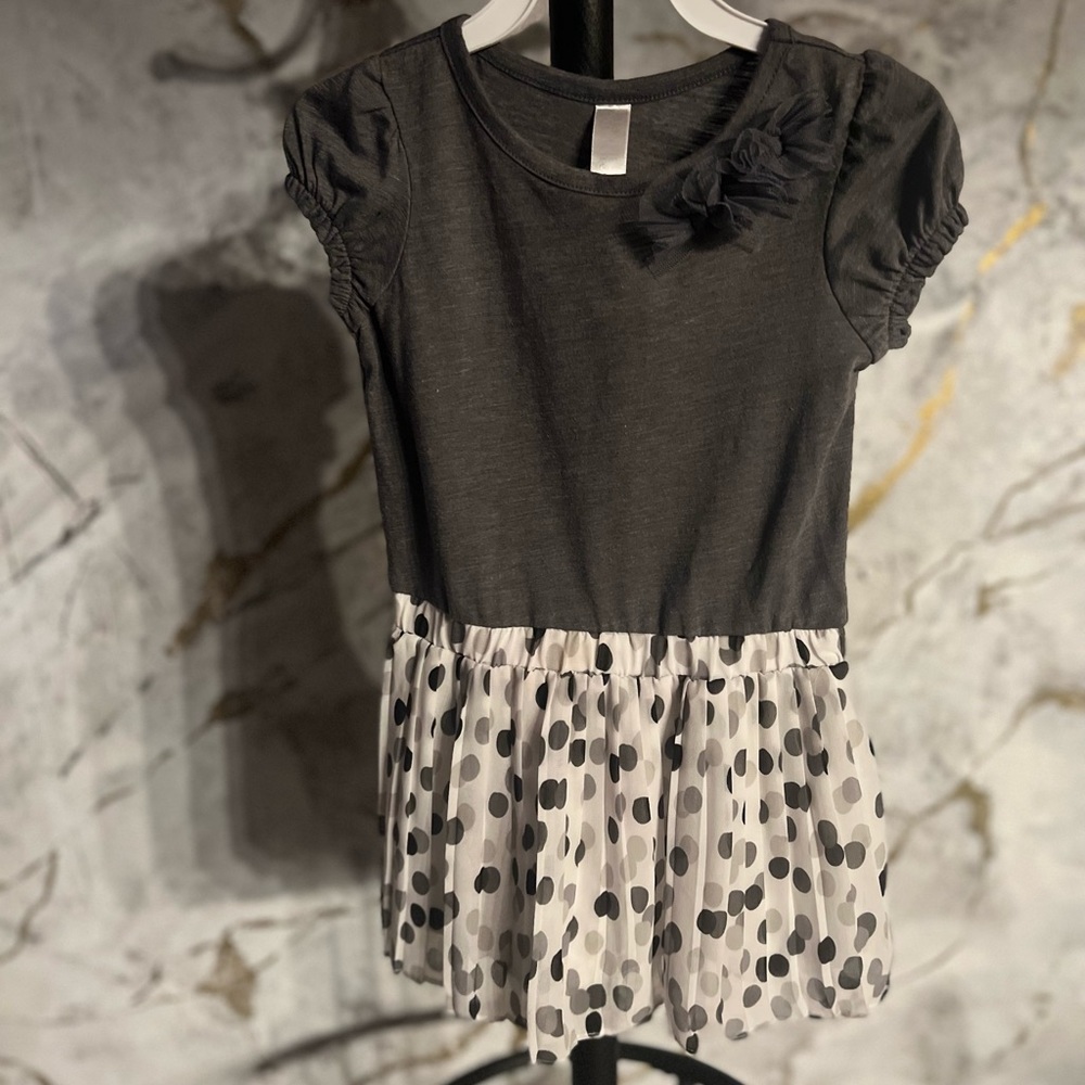 Girls Dress.